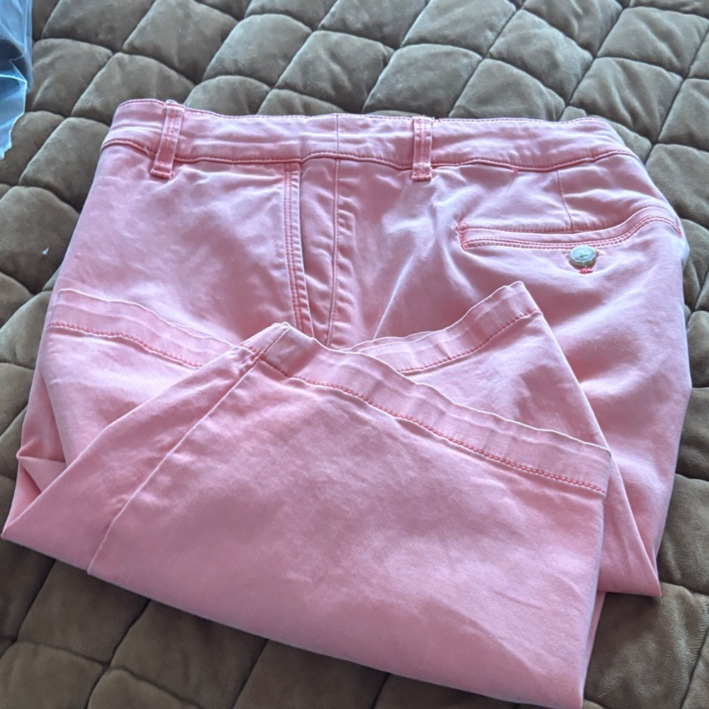 Tommy Bahama Pink Women Shorts